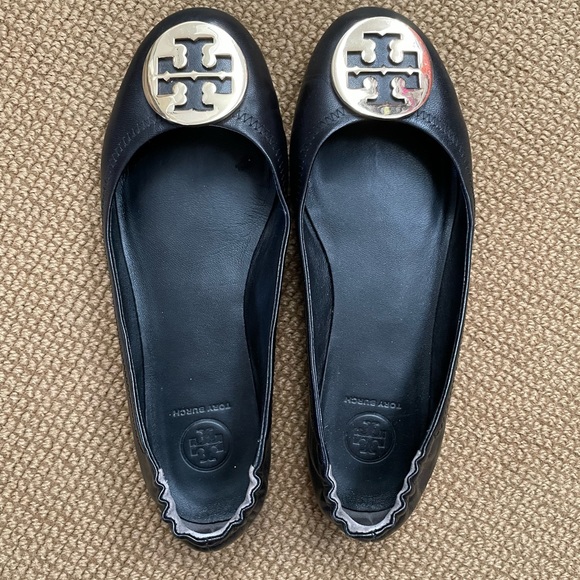 Tory Burch Minnie black leather logo flats - Picture 2 of 4